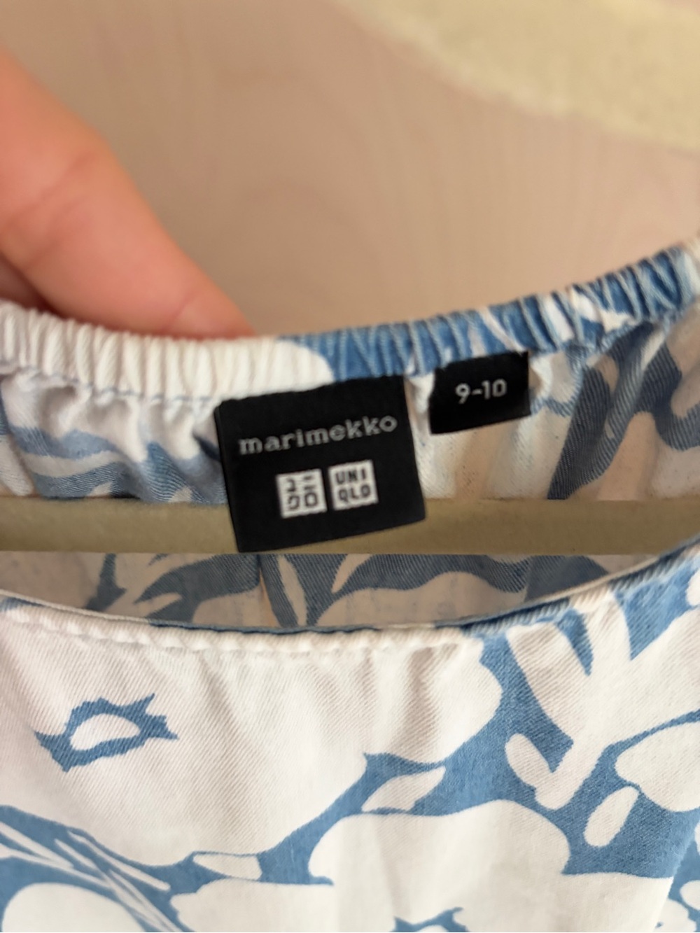 Marimekko Blue and White Floral Casual Girls Dress - Picture 3 of 5